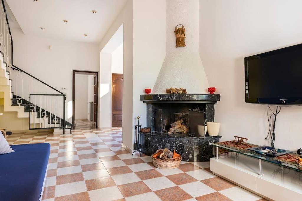 La Pomelia Di Gio Villa Мондело Екстериор снимка