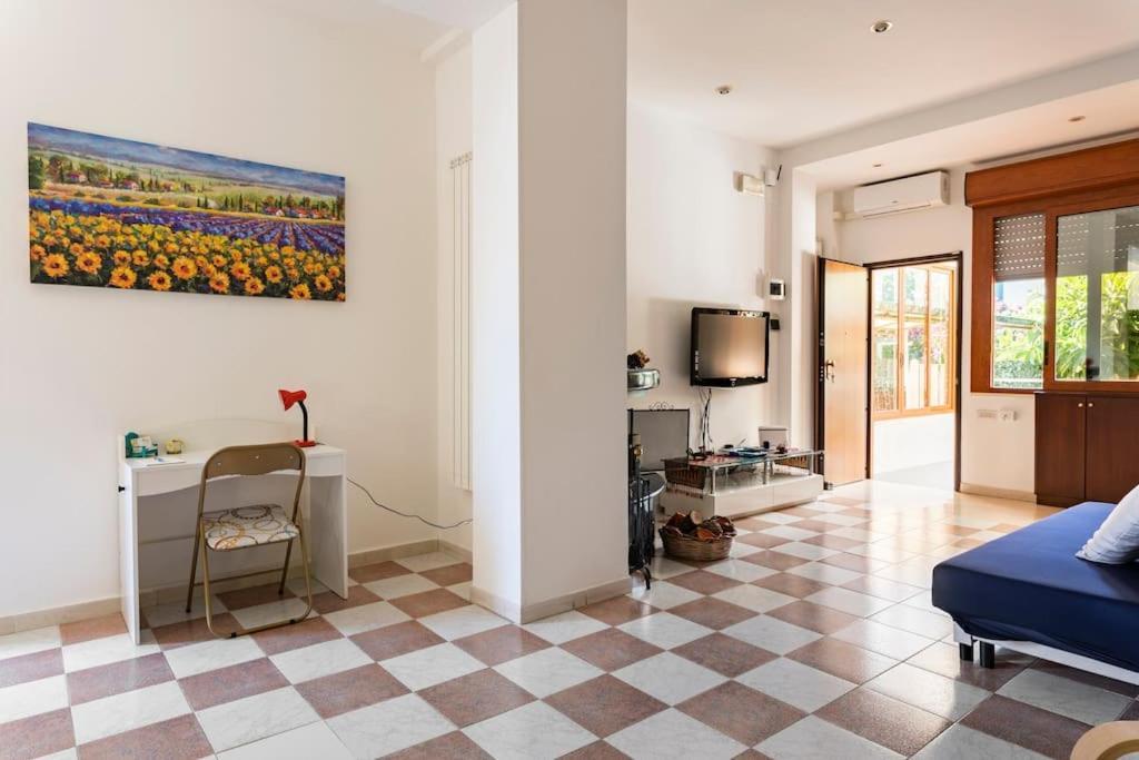 La Pomelia Di Gio Villa Мондело Екстериор снимка