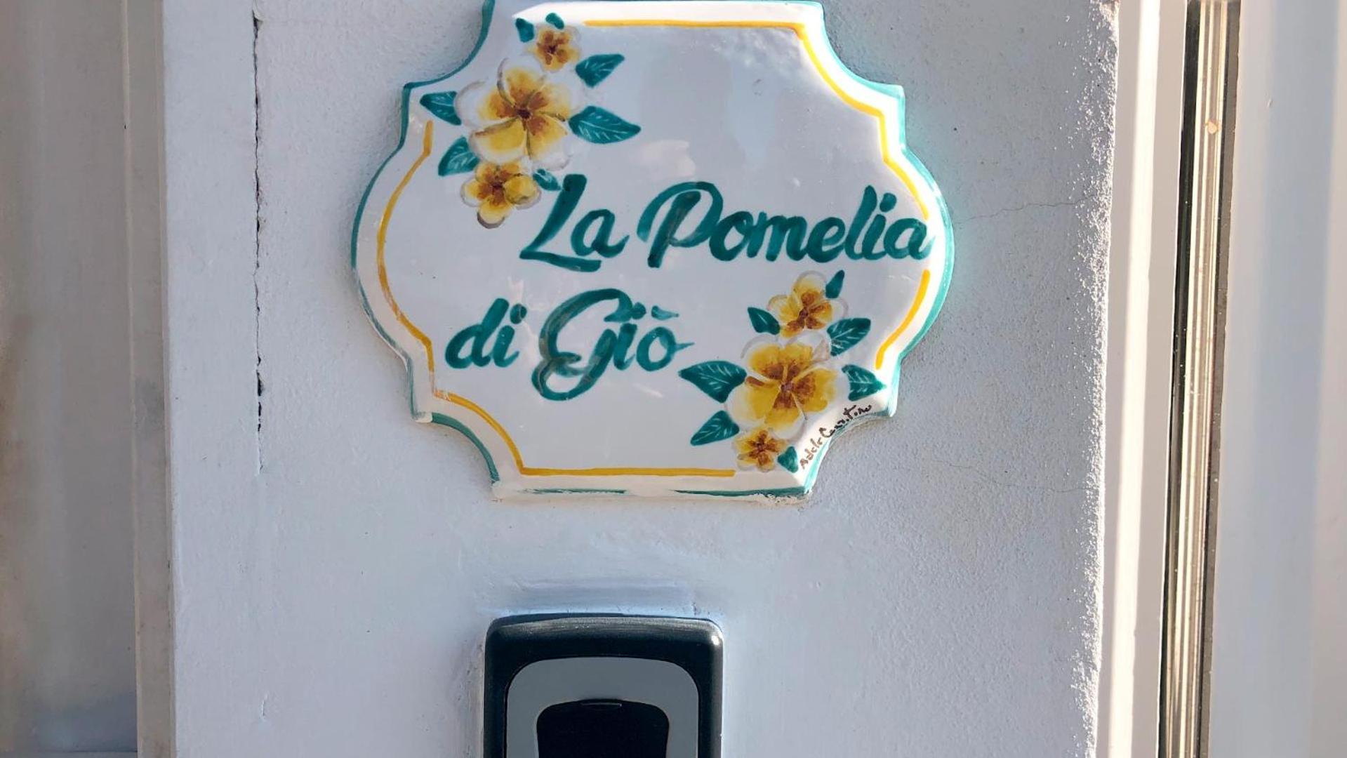 La Pomelia Di Gio Villa Мондело Екстериор снимка